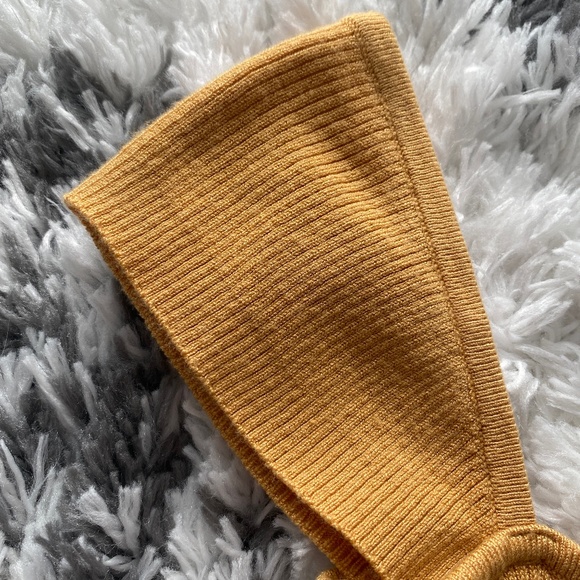 Top - Picture 3 of 3